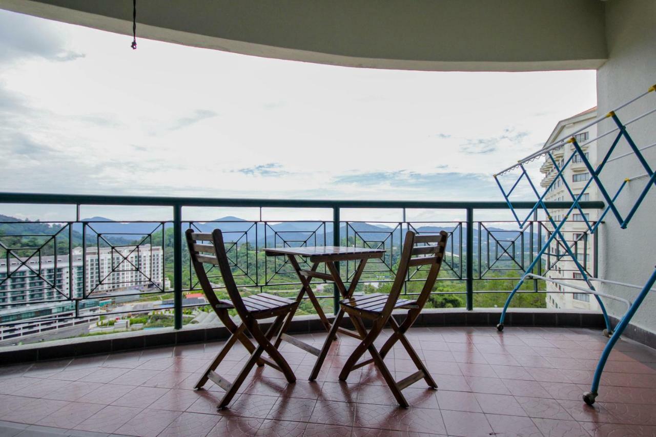 Fun Apartment @ Equatorial Hill Resort 카메론하일랜즈 외부 사진